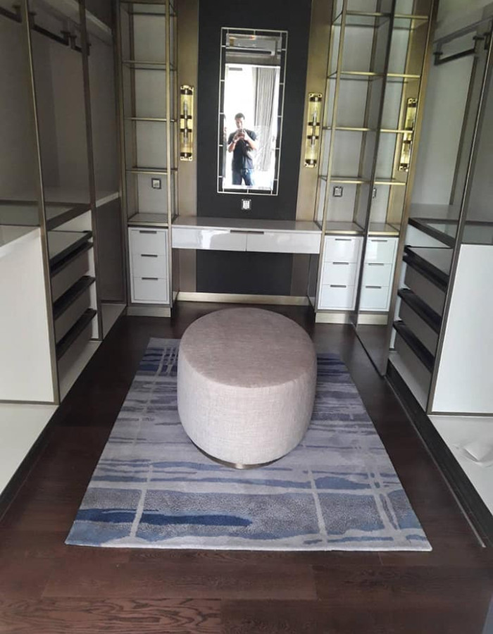 Resident Modern carpet