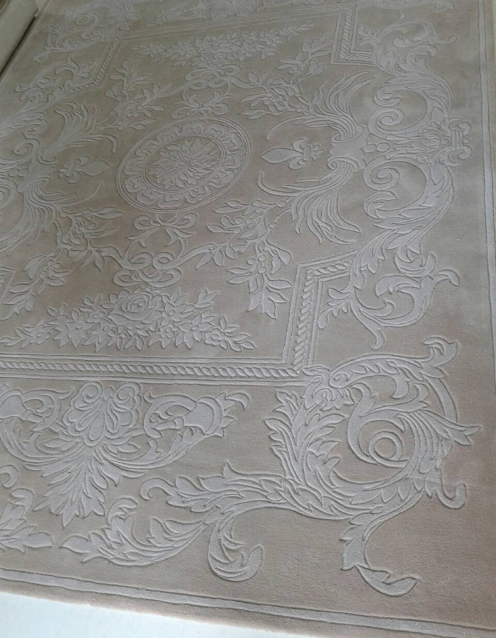Resident Modern carpet